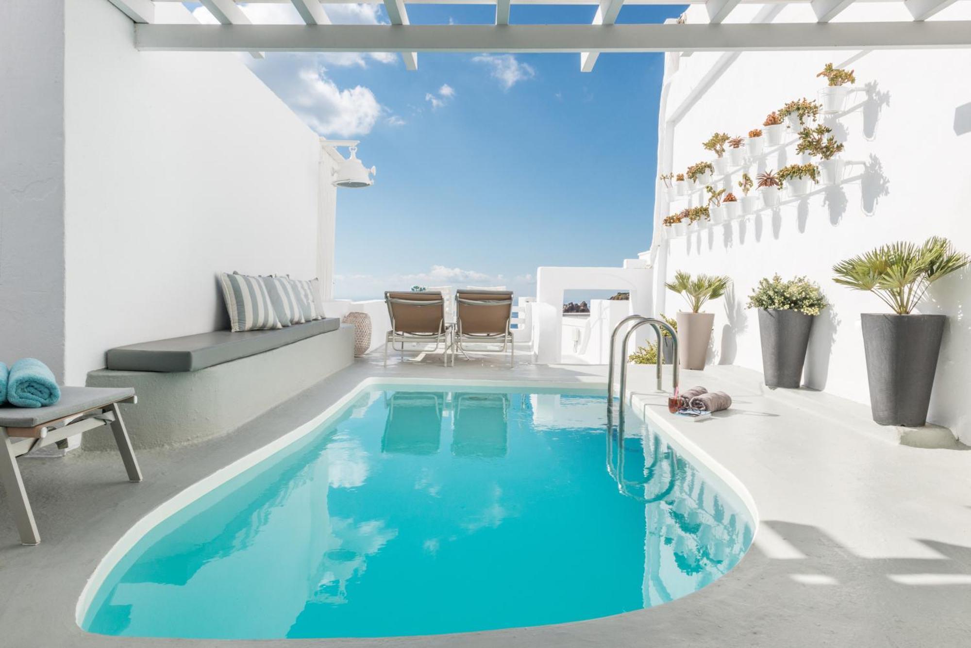 Master Suite Private Pool Caldera View